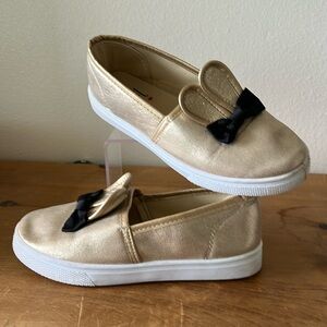 Olivia Miller Gold Bunny slip-on Flats Sz 3